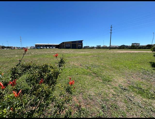 3,003M² VACANT LAND FOR SALE IN FOUNTAINS ESTATE BUSINESS PARK